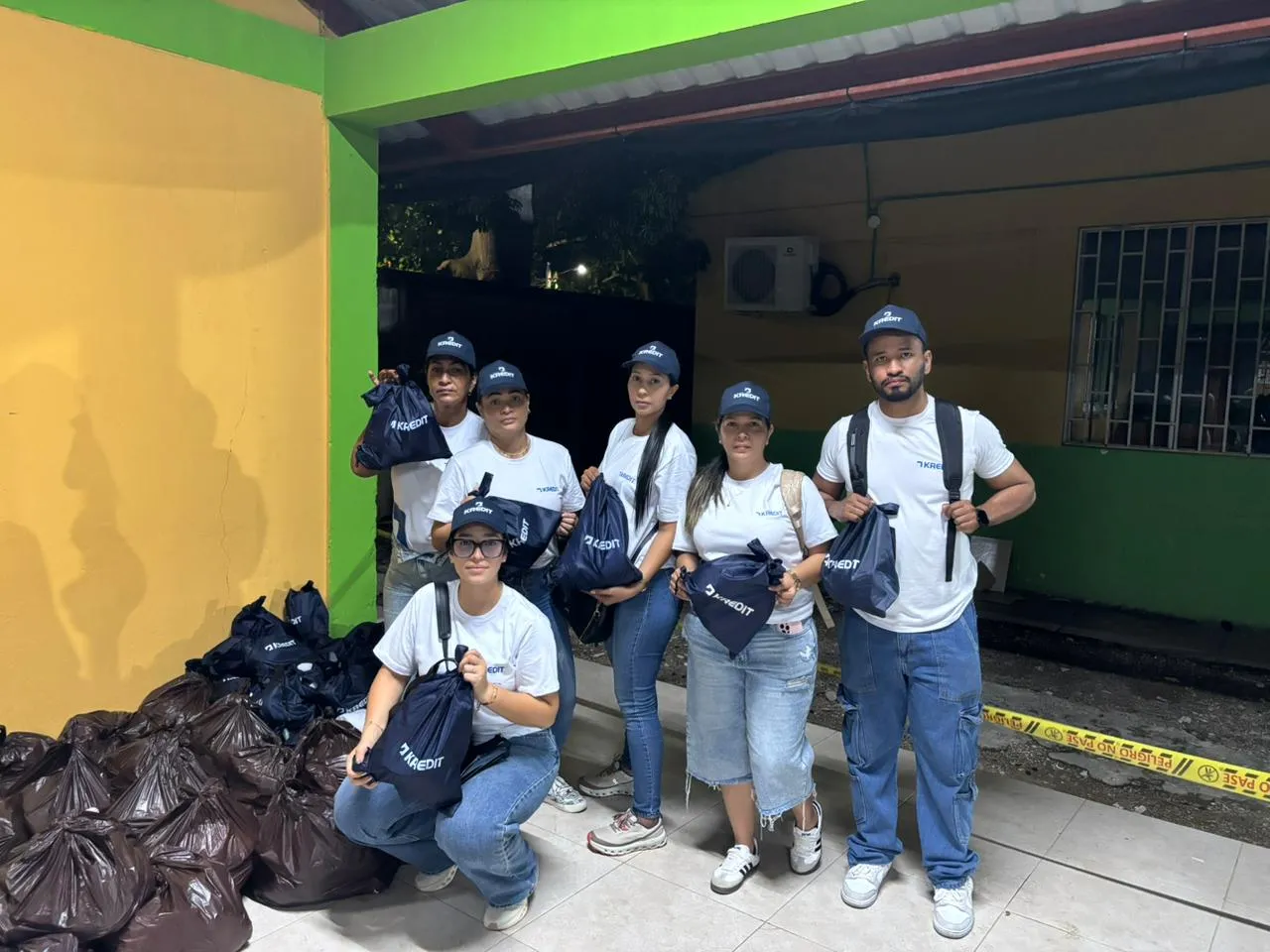 Cuando más se necesita, estar cerca también es una forma de educar